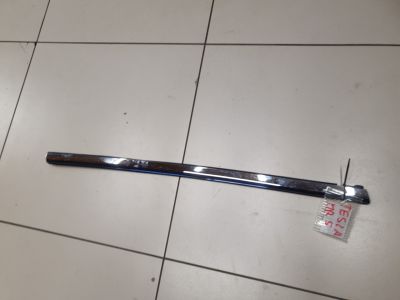 Молдинг стекла передней правой двери для Tesla Model S 2012-