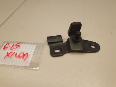 Кронштейн амортизатора двери багажника левый для BMW X5 F15 2013-2018