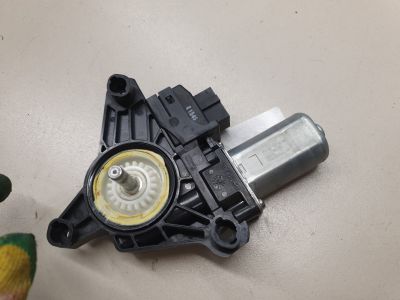 Моторчик стеклоподъёмника задний правый для Mercedes C-klasse W205 2014-