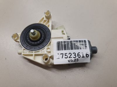 Моторчик стеклоподъёмника передний левый для Mercedes E-klasse W212 2009-2016