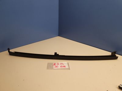 Направляющая стекла задней левой двери для Mazda 3 BM 2013-2018