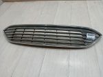 Решётка в бампер центральная