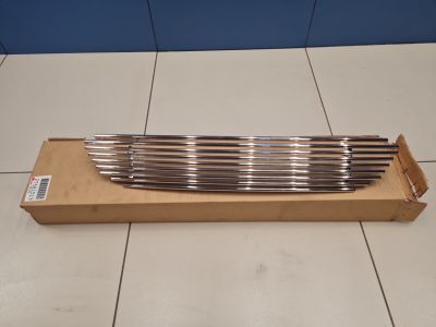 Решётка в бампер центральная для Hyundai Solaris 2010-2017