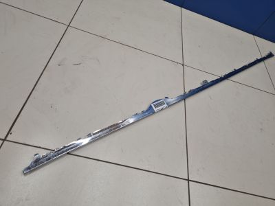 Молдинг накладки порога правый для Tesla Model S 2012-