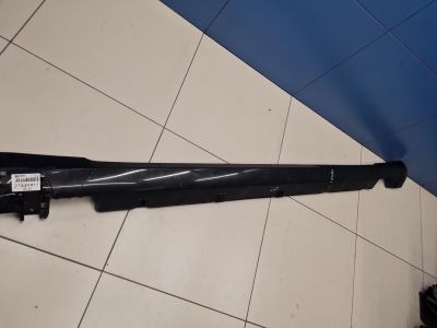 Накладка порога правая для Tesla Model S 2012-