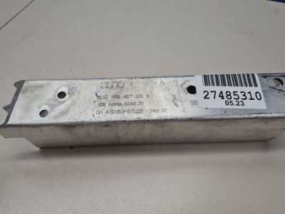 Кронштейн усилителя заднего бампера левый для Audi Q5 8R 2008-2017