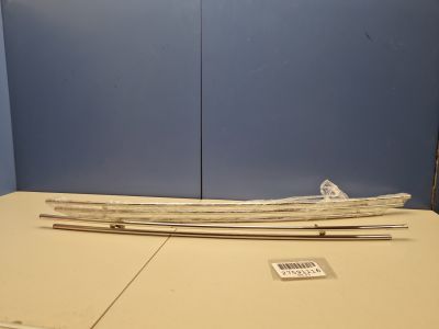 Решётка в бампер центральная для Hyundai ix35 Tucson LM 2010-2015