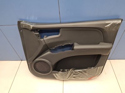 Обшивка двери передняя правая для KIA Sportage 2004-2010