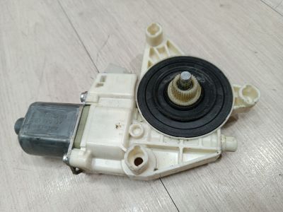 Моторчик стеклоподъёмника передний левый для Mercedes GLK-klasse X204 2008-2015