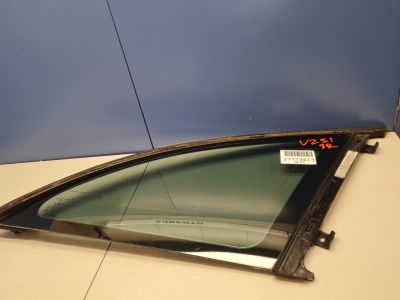 Стекло кузовное заднее правое глухое для Mercedes R-klasse W251 2005-2017