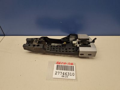 Кронштейн ручки двери передней правой для Audi A6 S6 C7 2011-2018