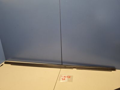 Молдинг стекла задней правой двери для Mitsubishi i-MiEV 2009-2015