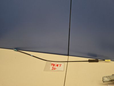 Трос открывания задней двери для Toyota Prius Plus 2011-