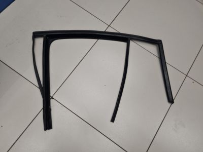 Уплотнитель стекла двери задний левый для Volkswagen Tiguan 2007-2016