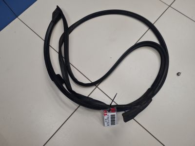 Уплотнитель двери передней правой для Infiniti FX QX70 S51 2008-2017