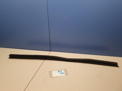 Накладка стекла передней левой двери для Audi Q3 8U 2012-2018