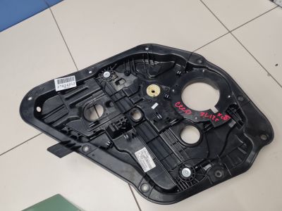 Стеклоподъемник задний левый для KIA Ceed 2012-2018