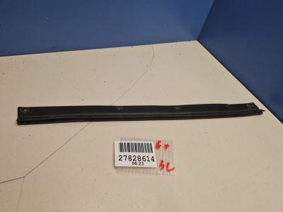 Уплотнитель двери задней левой для Infiniti FX QX70 S51 2008-2017