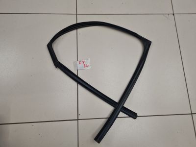 Уплотнитель стекла двери задний левый для Infiniti FX QX70 S51 2008-2017