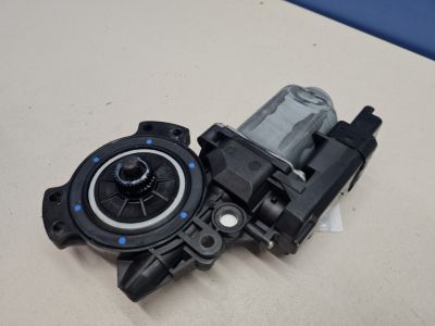 Моторчик стеклоподъёмника передний правый для KIA Ceed 2007-2012