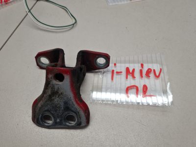 Петля двери передней правой нижняя для Mitsubishi i-MiEV 2009-2015