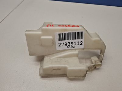 Накладка замка двери передней левой для Volkswagen Touareg 2002-2010