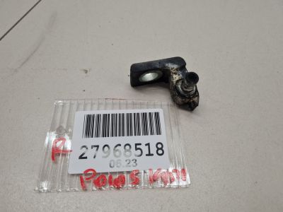 Петля двери правая для Volkswagen Polo 2009-2015