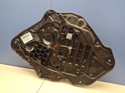 Кронштейн стеклоподъемника задней левой двери для BMW 2 F44 Grand Coupe 2019-