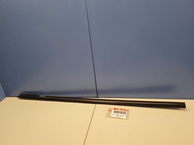 Молдинг стекла передней левой двери для Mazda MX-5 2005-2015