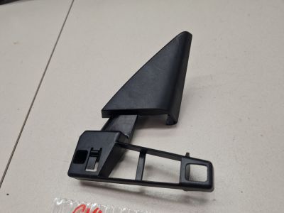 Крышка зеркала внутренняя правая для BMW 8 G14 G15 2018-