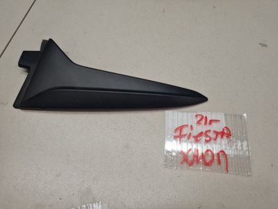 Накладка спойлера двери багажника левая для Ford Fiesta Mk7 2017-