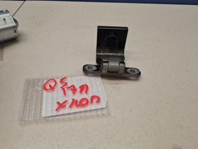 Петля двери багажника левая для Audi Q5 FY 2017-