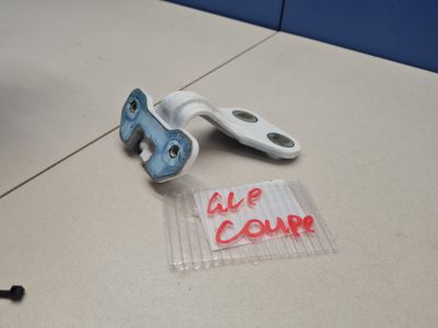 Петля двери багажника правая для Mercedes GLC-klasse C253 Coupe 2016-