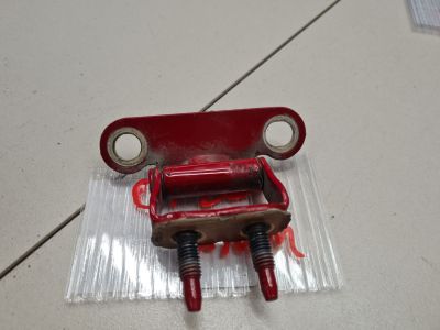 Петля двери багажника для Lexus CT 200H 2010-2018