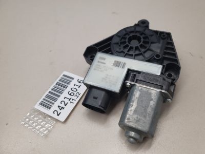 Моторчик стеклоподъёмника передний правый для BMW X3 G01 G08 2017-