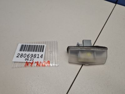 Фонарь подсветки номерного знака для Lexus NX Z10 2014-