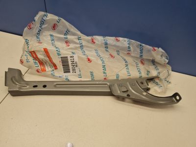 Кронштейн панели радиатора центральный для Lifan Breez 520 2007-2014