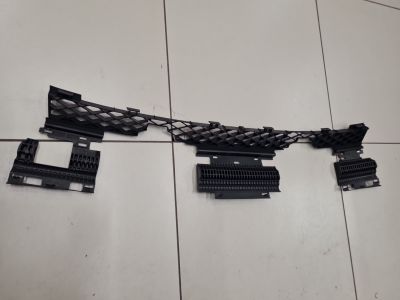 Кронштейн бампера заднего для Audi A4 B9 Allroad 2016-