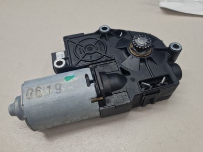 Моторчик люка для BMW 3 F34 Gran Turismo 2012-2018