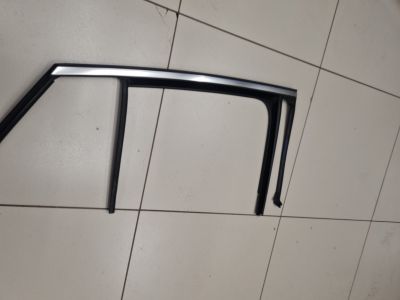 Уплотнитель стекла двери задний правый для Mercedes GLC-klasse C253 Coupe 2016-