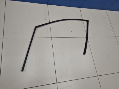 Уплотнитель стекла передней правой двери для KIA Picanto 2011-2017