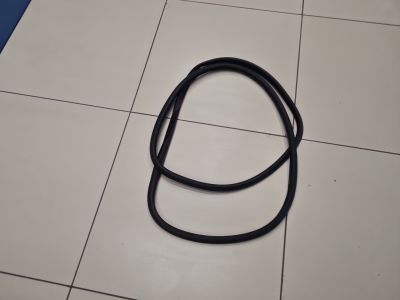 Уплотнитель двери задней для Volkswagen Touareg 2002-2010