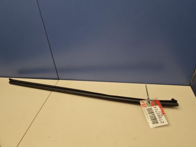 Накладка стекла передней левой двери для Hyundai Tucson TL 2015-2021