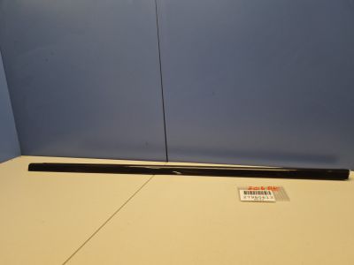 Молдинг стекла передней левой двери для BMW 6 F06 Grand Coupe 2011-2017