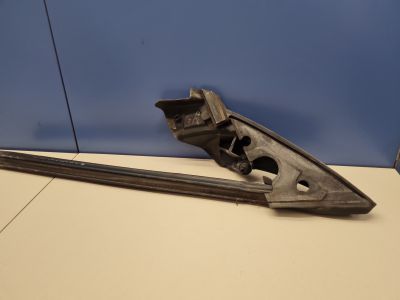 Направляющая стекла передней левой двери для BMW 6 F06 Grand Coupe 2011-2017