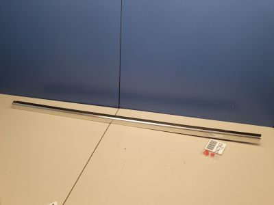 Накладка стекла передней левой двери для Infiniti Q30 QX30 H15E 2015-