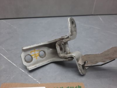 Петля двери передней правой для KIA Sorento 2009-2021