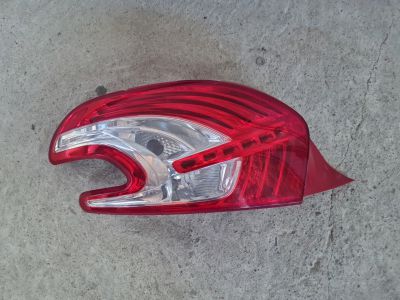 Фонарь на крыло левый для Peugeot 208 2012-2019