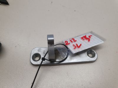 Петля двери задней левой нижняя для Mercedes E-klasse W212 2009-2016