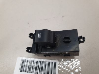 Кнопка стеклоподъемника для Hyundai i40 2011-2019